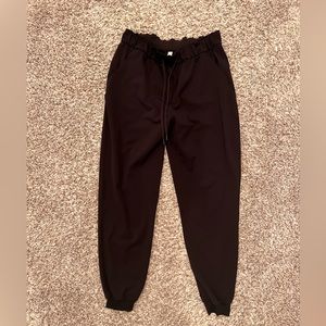 Black lululemon joggers (high rise stretch full length)